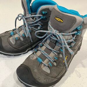 Keen hiking boots